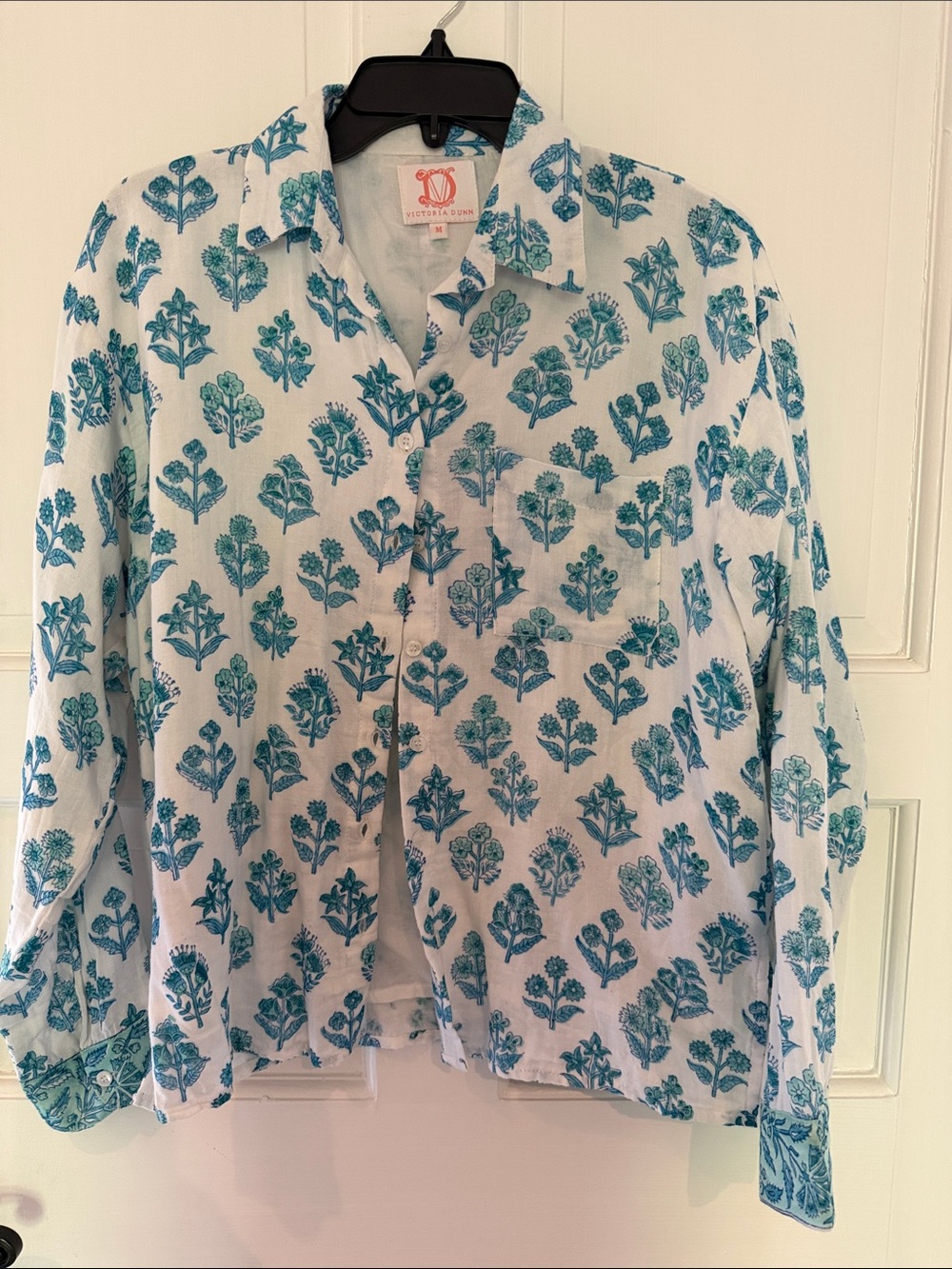 Victoria Dunn White Button-Front Shirt Jacket with Teal Floral Print